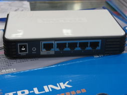 TP-Link普联TL-R402路由器产品展示与图片下载指南